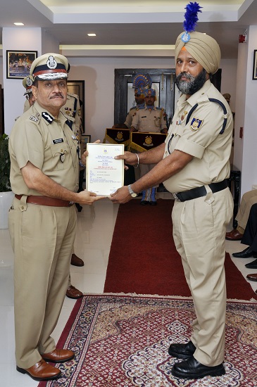   Distribution of DG’s Commendation Disk and Certificate