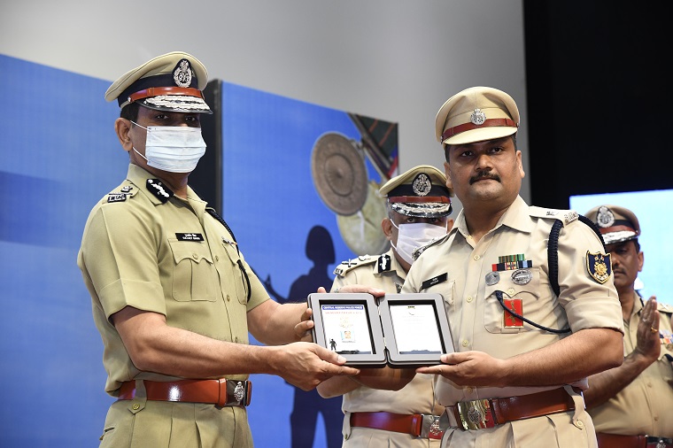   Felicitation of Gallantry Medal Awardees