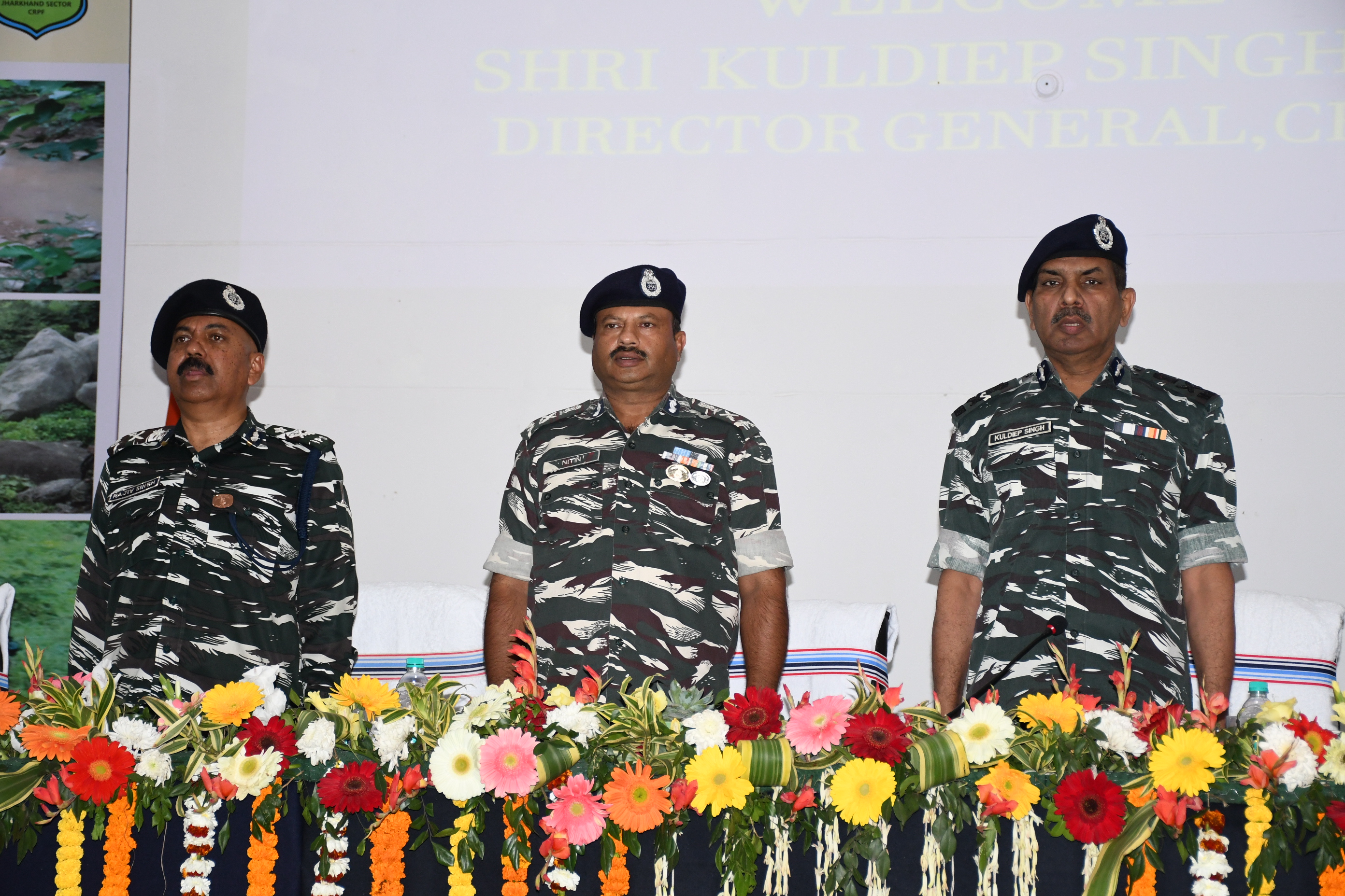 योद्धाओं का अभिनंदन - ऑप्स डबल बुल