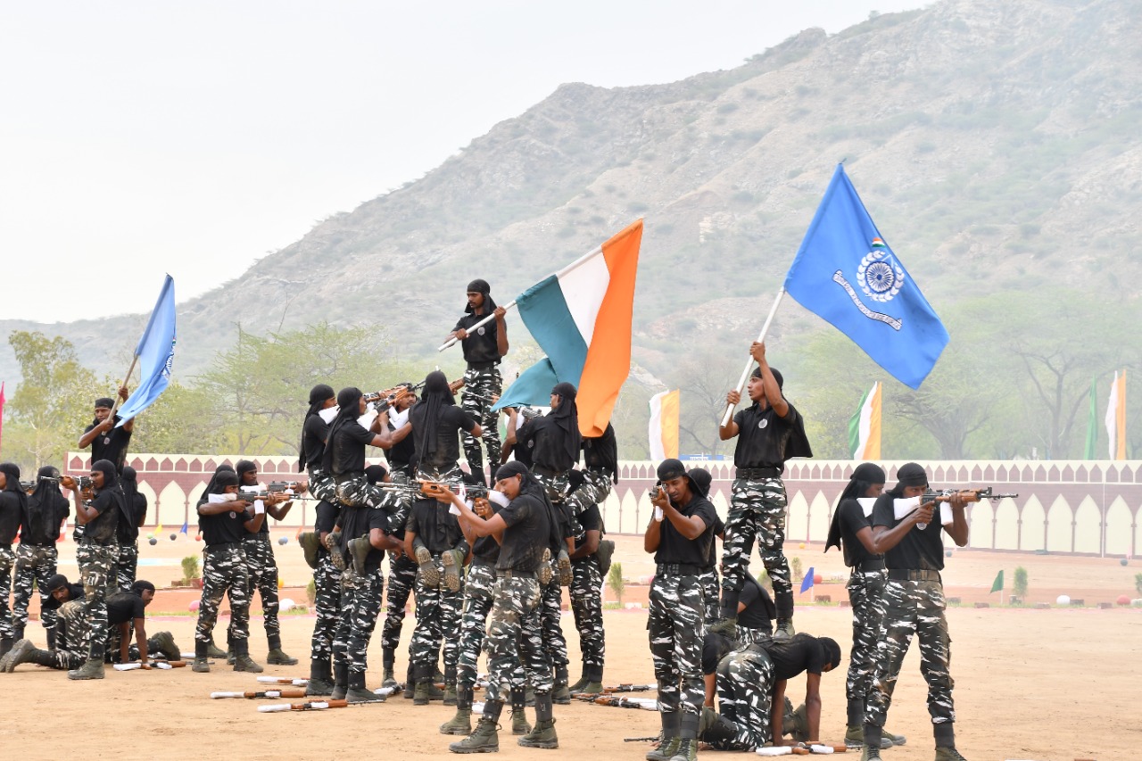   रिक्रूटस का दीक्षांत समारोह
