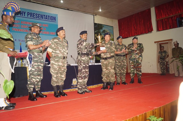   मणिपुर व नागालैंड सेक्टर के अंतर्गत सबसे अच्छा प्रशासित तथा सबसे अच्छा लागत प्रभावशीलता और वित्तीय अनुशासन बटालियन का एक सम्मान समारोह ,ग्रुप केन्द्र केरिपुबल , इंफाल , में आयोजित किया गया।