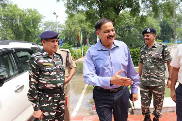   1 SIGNAL BN VISIT