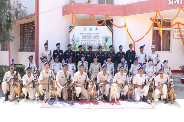   जीसी बैंगलोर में, सीआरपीएफ K9 टीम और AIPDM2025 के हैंडलर्स को आईजी केकेएस द्वारा सम्मानित किया गया